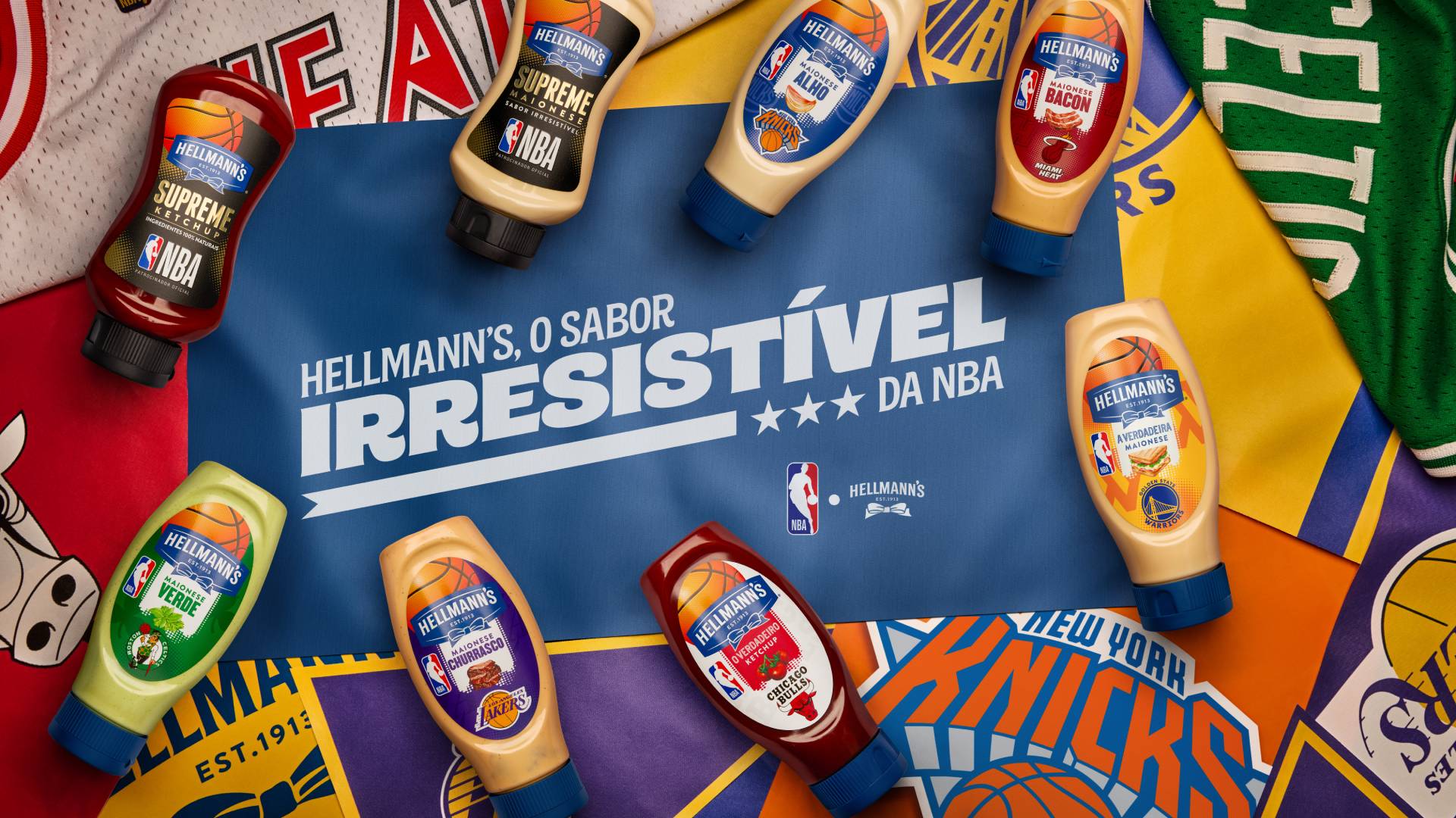 Fotografia de várias bisnagas de maionese saborizada com logotipos de times da NBA, combinando com as camisetas dos times de basquete, em comemoração à parceria da Hellmann's com a NBA